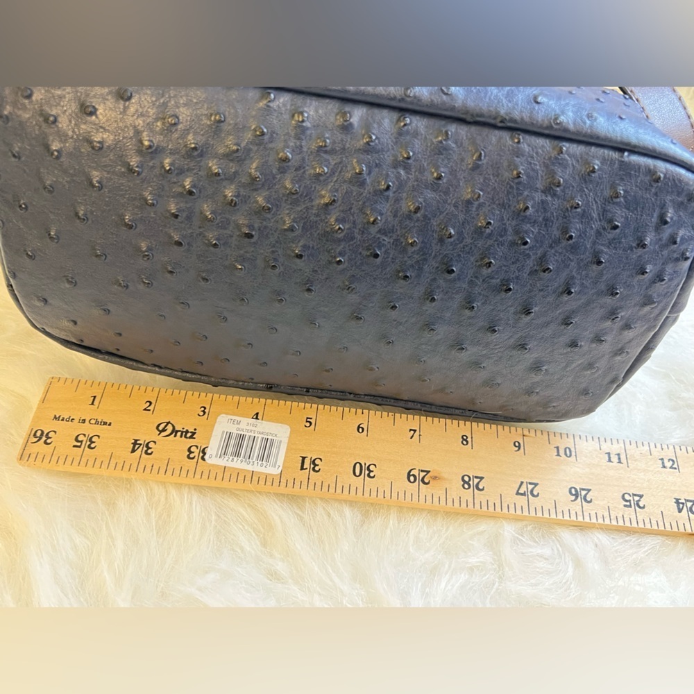 Giani Bernini Blue Ostrich-Embossed Shoulder Bag with unbranded chain crossbody - Picture 8 of 16
